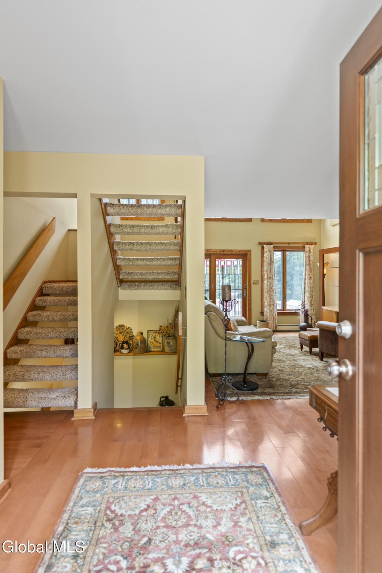 Coeymans Hollow, New York, 12046, United States, 4 Bedrooms Bedrooms, ,3 BathroomsBathrooms,Residential,For Sale,1907699