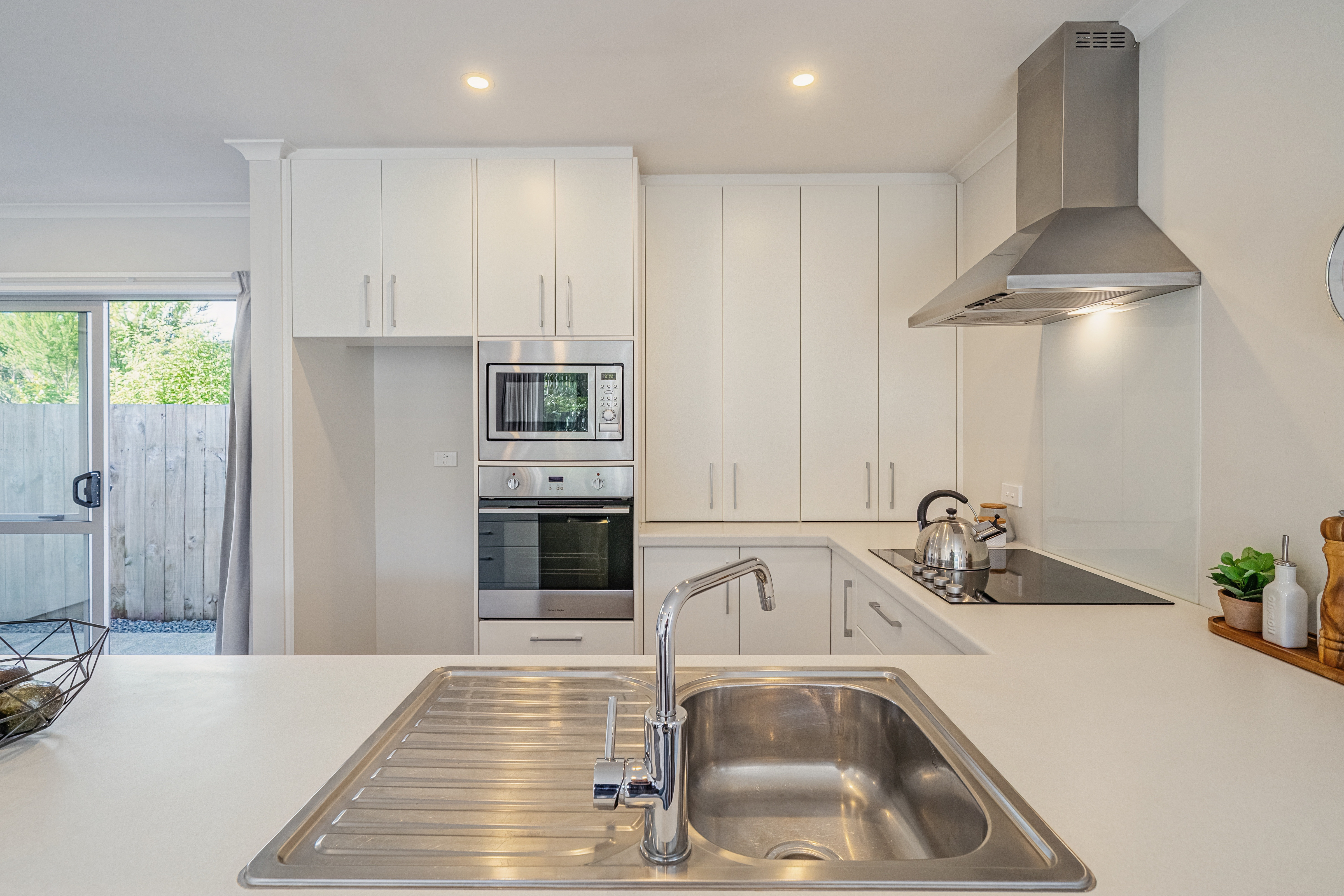  92 Sunstone Crescent, Timberlea, Upper Hutt - 物件實景