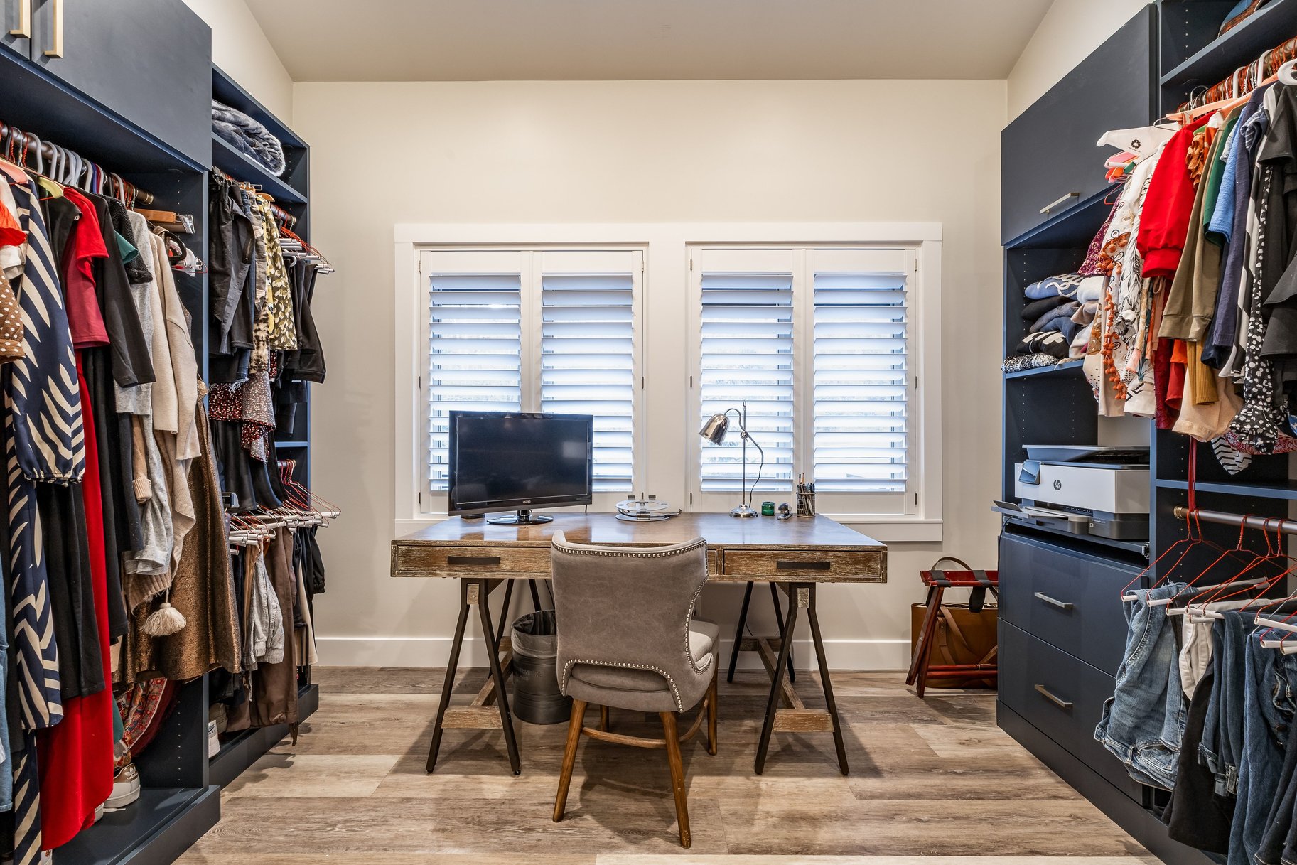  Light Filled Open Floor Plan with Great Outdoor Space - 物件實景