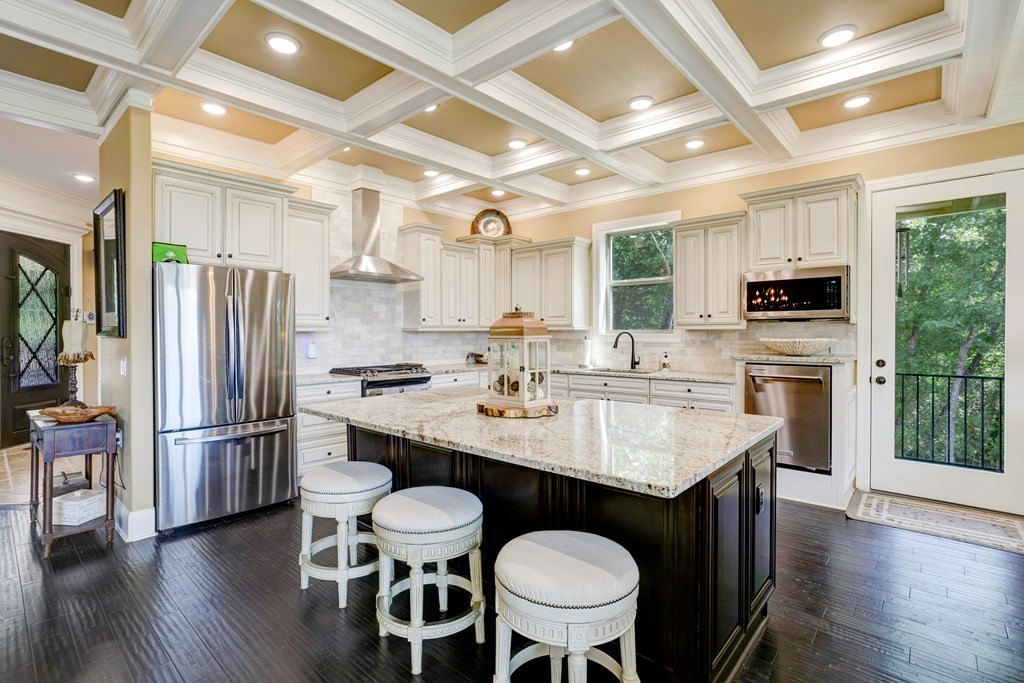 Hiawassee, Georgia, 30546, United States, 4 Bedrooms Bedrooms, ,5 BathroomsBathrooms,Residential,For Sale,1983256