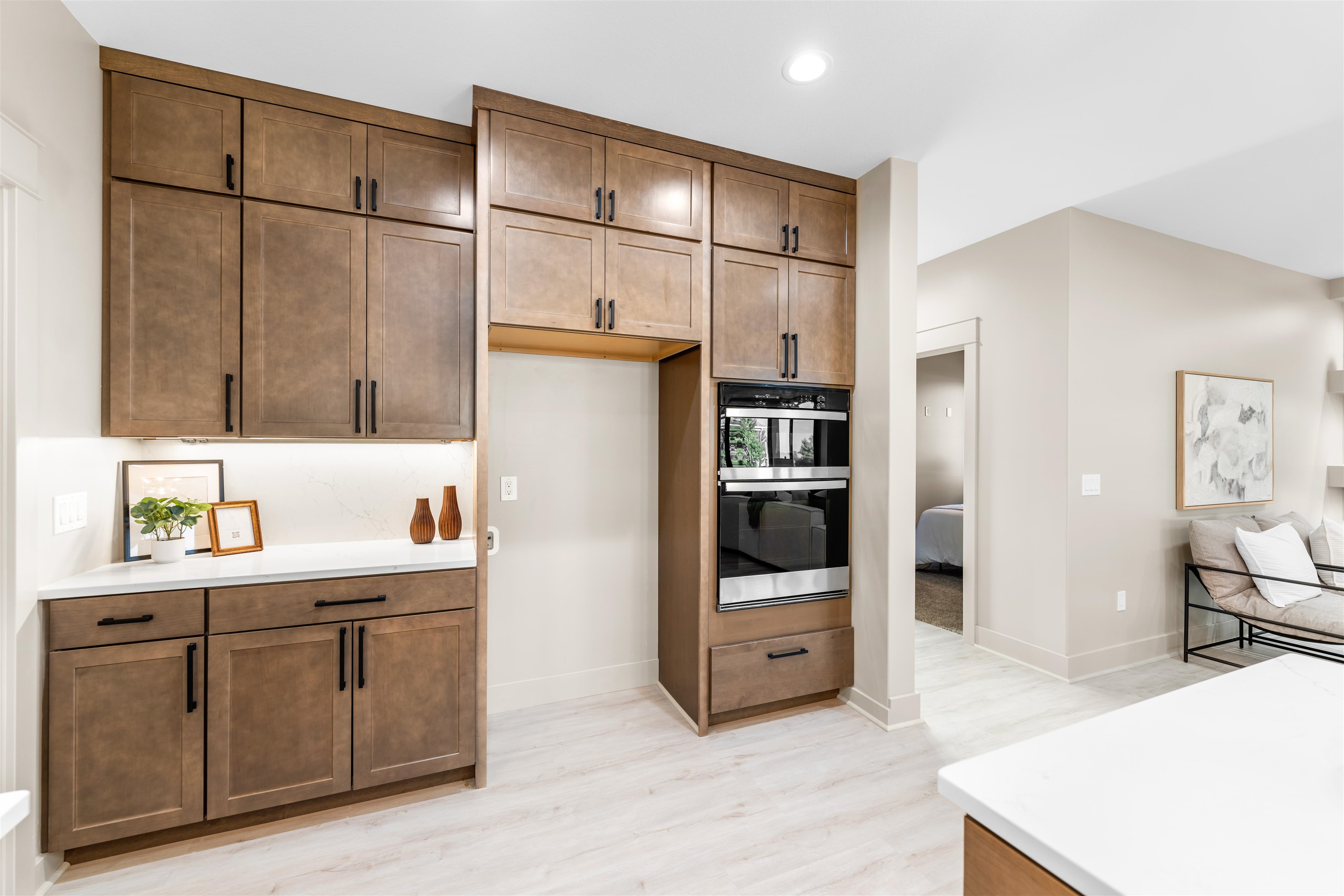 Salina, Kansas, 67401, United States, 3 Bedrooms Bedrooms, ,3 BathroomsBathrooms,Residential,For Sale,1956761