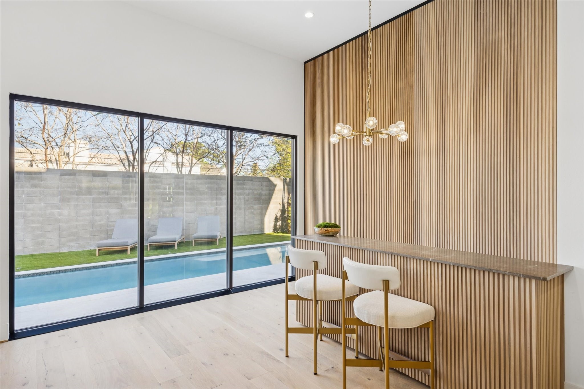  4002 Meadow Lake Lane - 物件實景