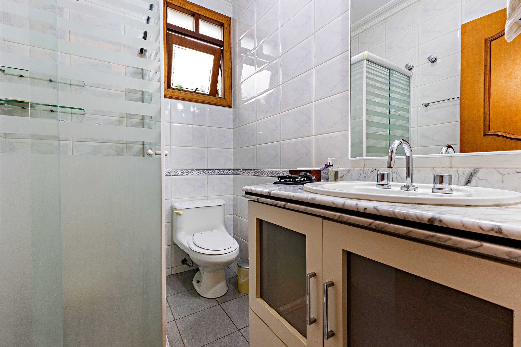  Exclusive residence in a distinctive gated community with five suites - 物件實景