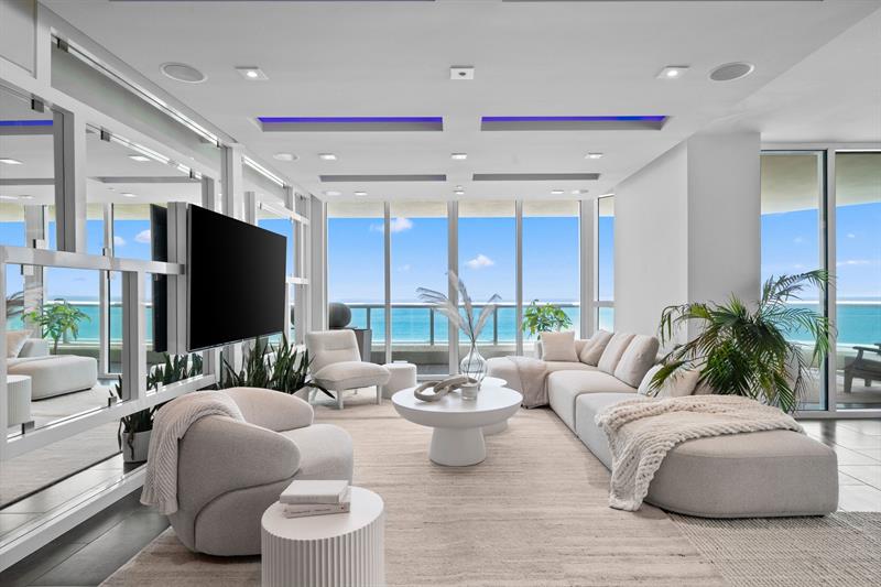 Fort Lauderdale, Florida, 33316, United States, 3 Bedrooms Bedrooms, ,3 BathroomsBathrooms,Residential,For Sale,1932970