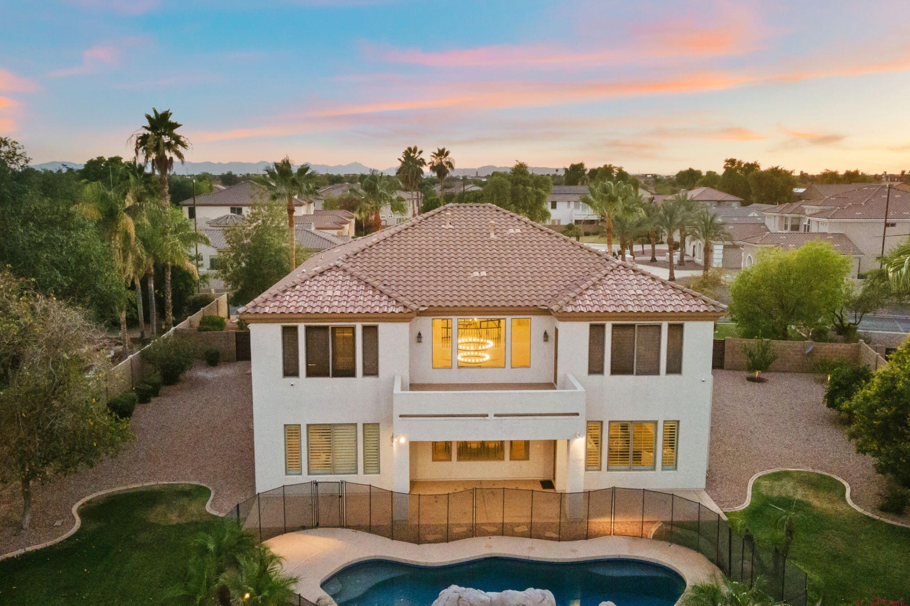  2517 S Constellation Way  Gilbert, AZ - 物件實景