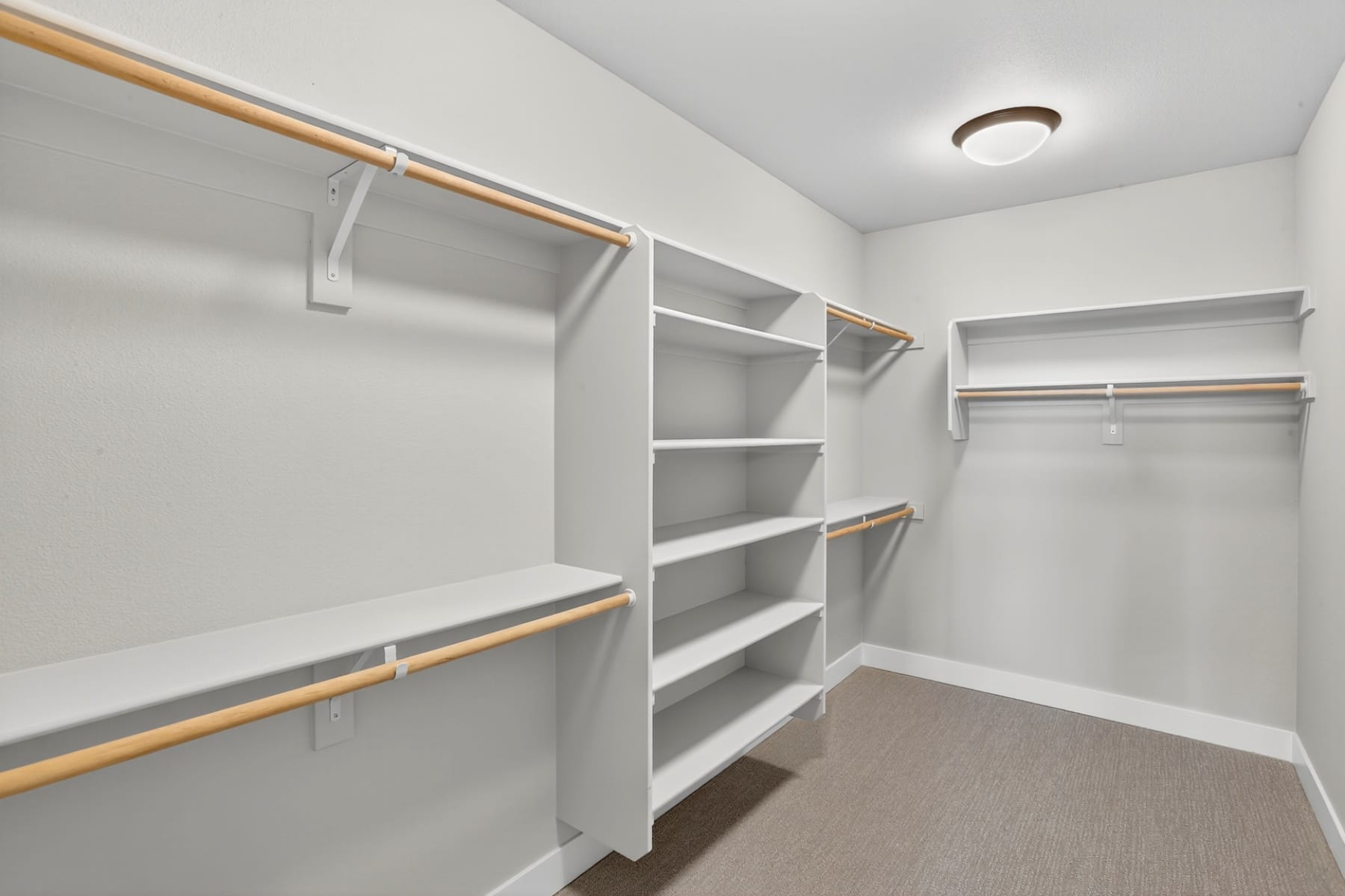  12188 SW Autumnview ST Tigard, OR 97224 - 物件實景