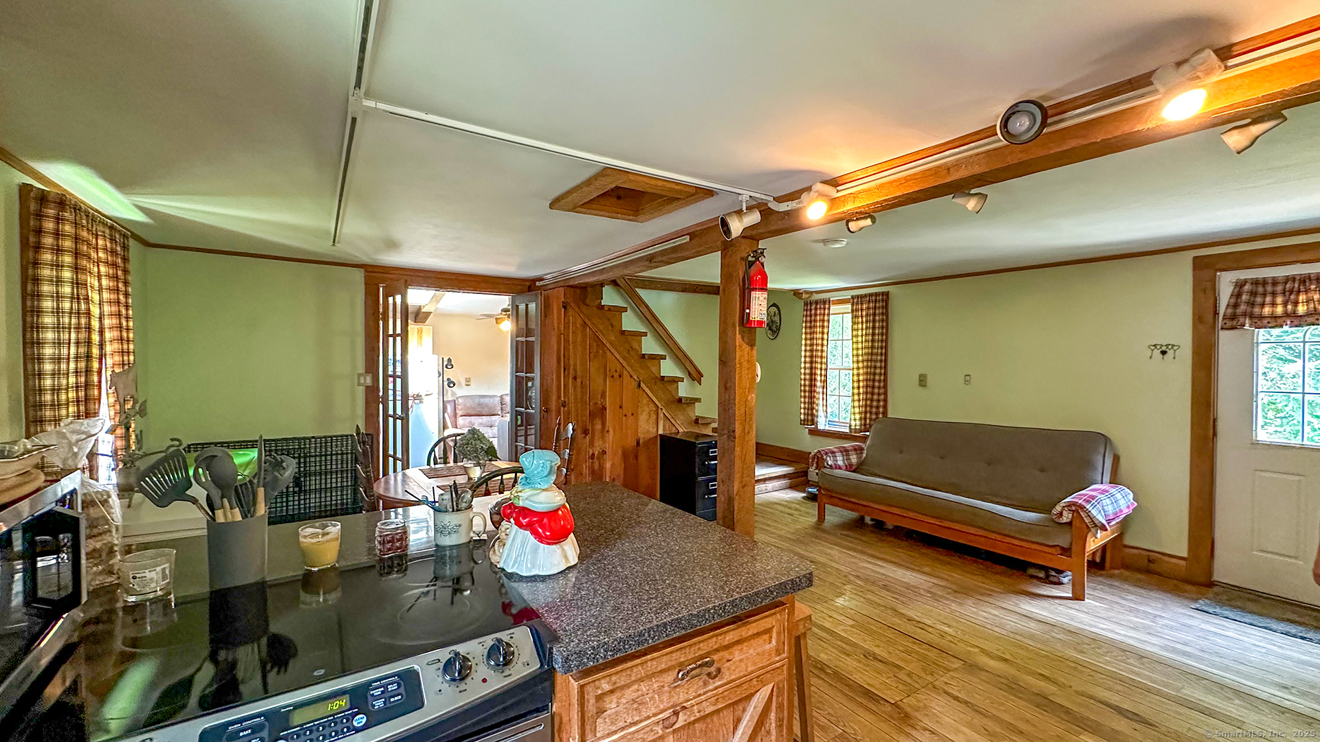 Newtown, Connecticut, 06482, United States, 2 Bedrooms Bedrooms, ,1 BathroomBathrooms,Residential,For Sale,1908784
