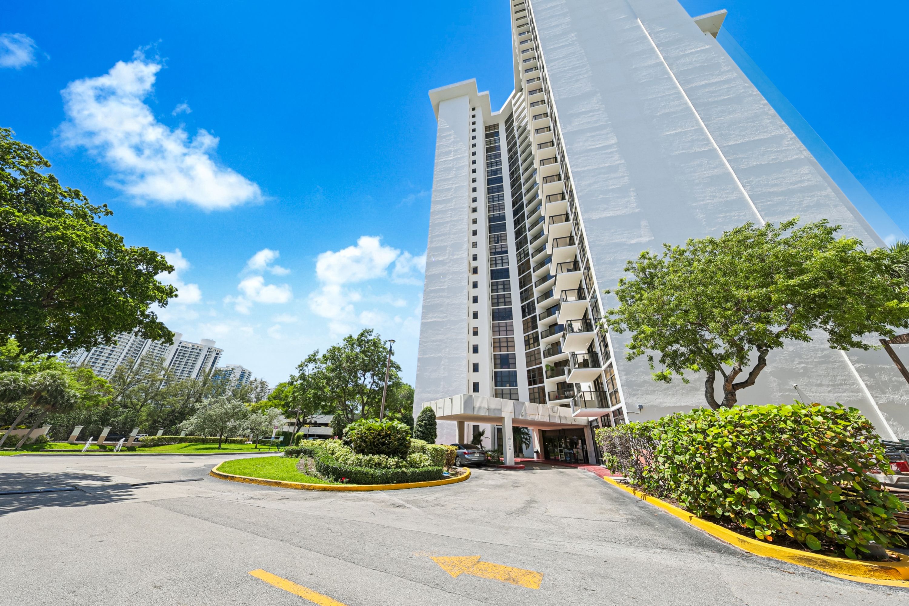  18181 NE 31st Ct, Aventura, FL, 33160 - 物件實景
