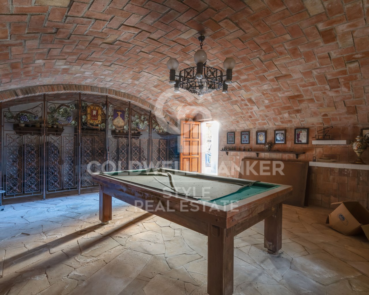 Castellví de Rosanes, Catalonia, ES, 5 Bedrooms Bedrooms, ,3 BathroomsBathrooms,Residential,For Sale,1722503