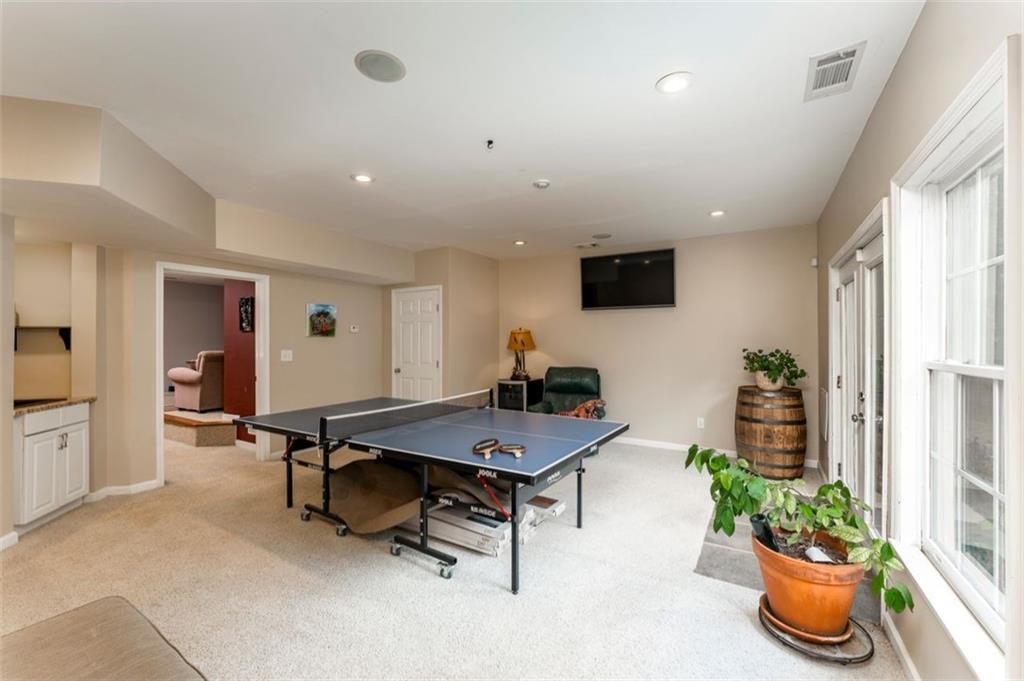 Marietta, Georgia, 30064, United States, 5 Bedrooms Bedrooms, ,5 BathroomsBathrooms,Residential,For Sale,2003371