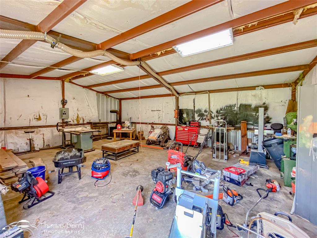 Clyde, Texas, 79510, United States, 3 Bedrooms Bedrooms, ,2 BathroomsBathrooms,Residential,For Sale,1898763