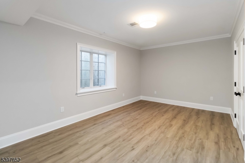 Chatham Twp., New Jersey, 07928, United States, 7 Bedrooms Bedrooms, ,8 BathroomsBathrooms,Residential,For Sale,1995947