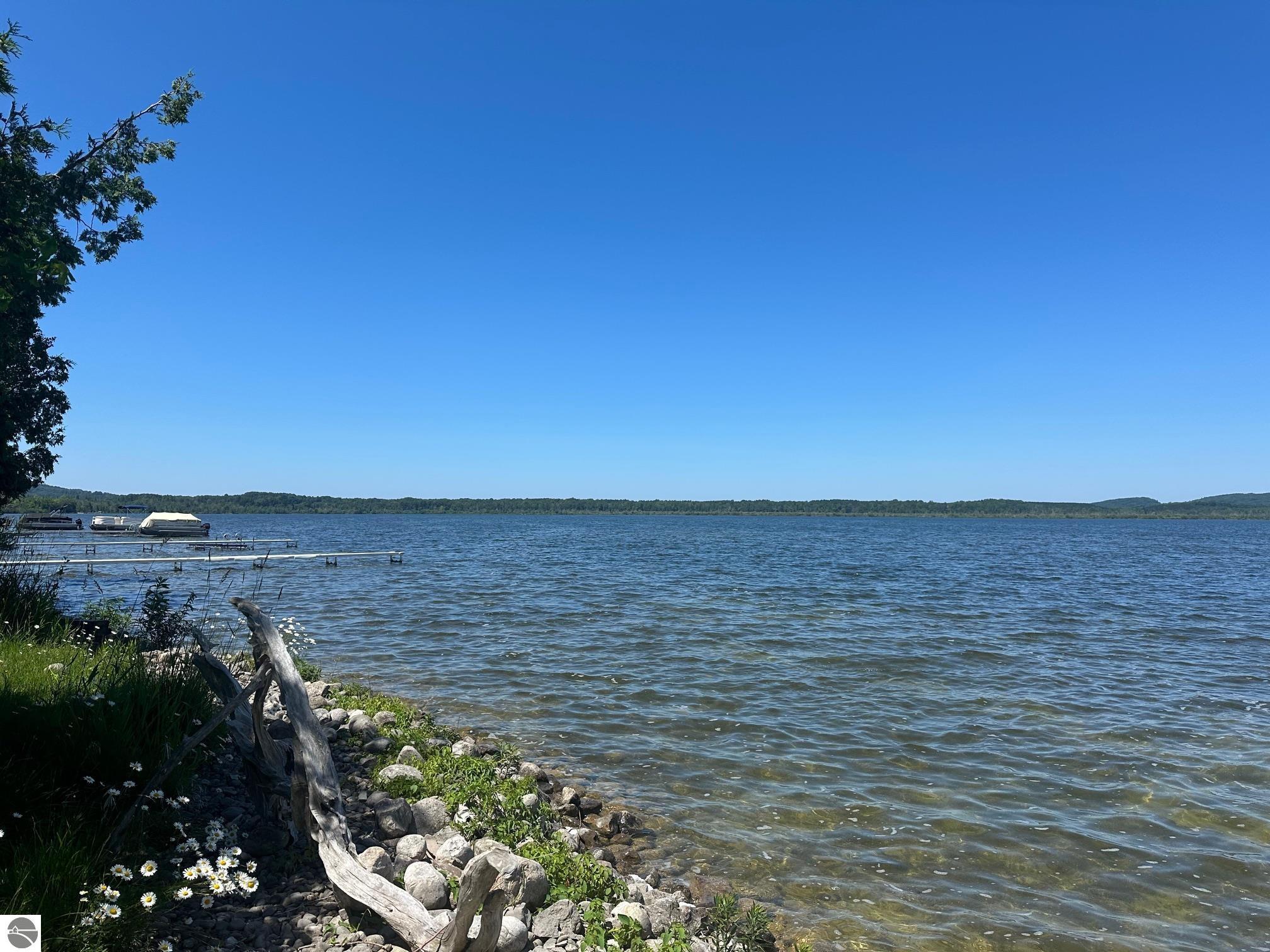 Frankfort, Michigan, 49635, United States, 4 Bedrooms Bedrooms, ,3 BathroomsBathrooms,Residential,For Sale,2048636