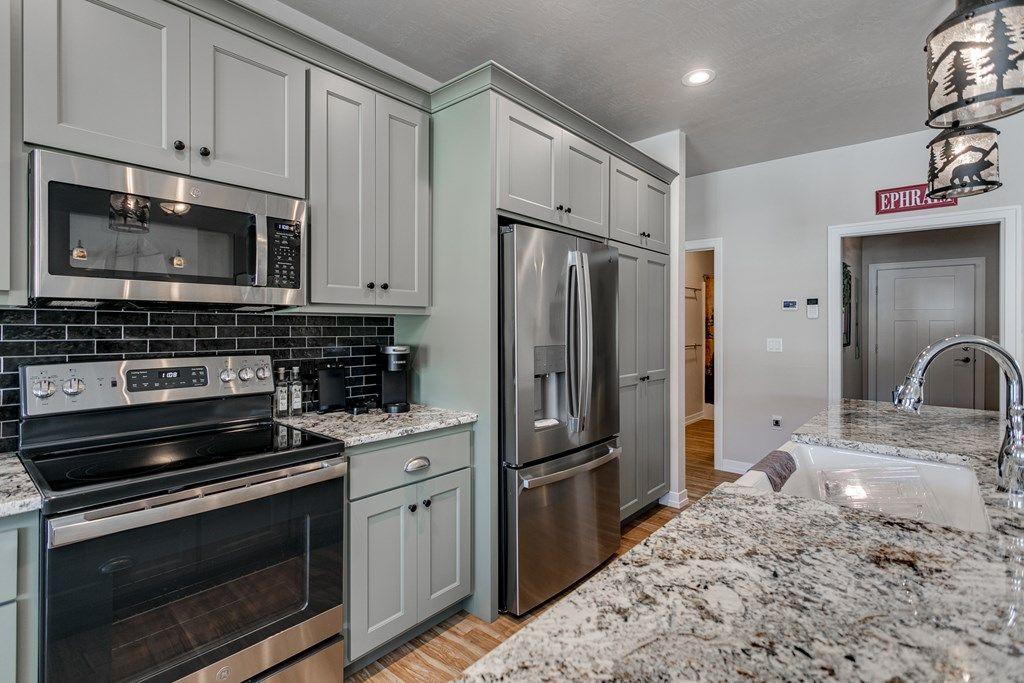 Egg Harbor, Wisconsin, 54209, United States, 2 Bedrooms Bedrooms, ,2 BathroomsBathrooms,Residential,For Sale,1721513
