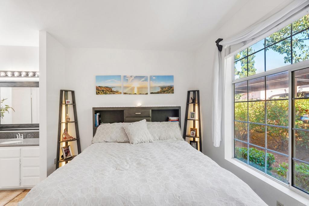 San Diego, California, 92128, United States, 2 Bedrooms Bedrooms, ,2 BathroomsBathrooms,Residential,For Sale,2001804