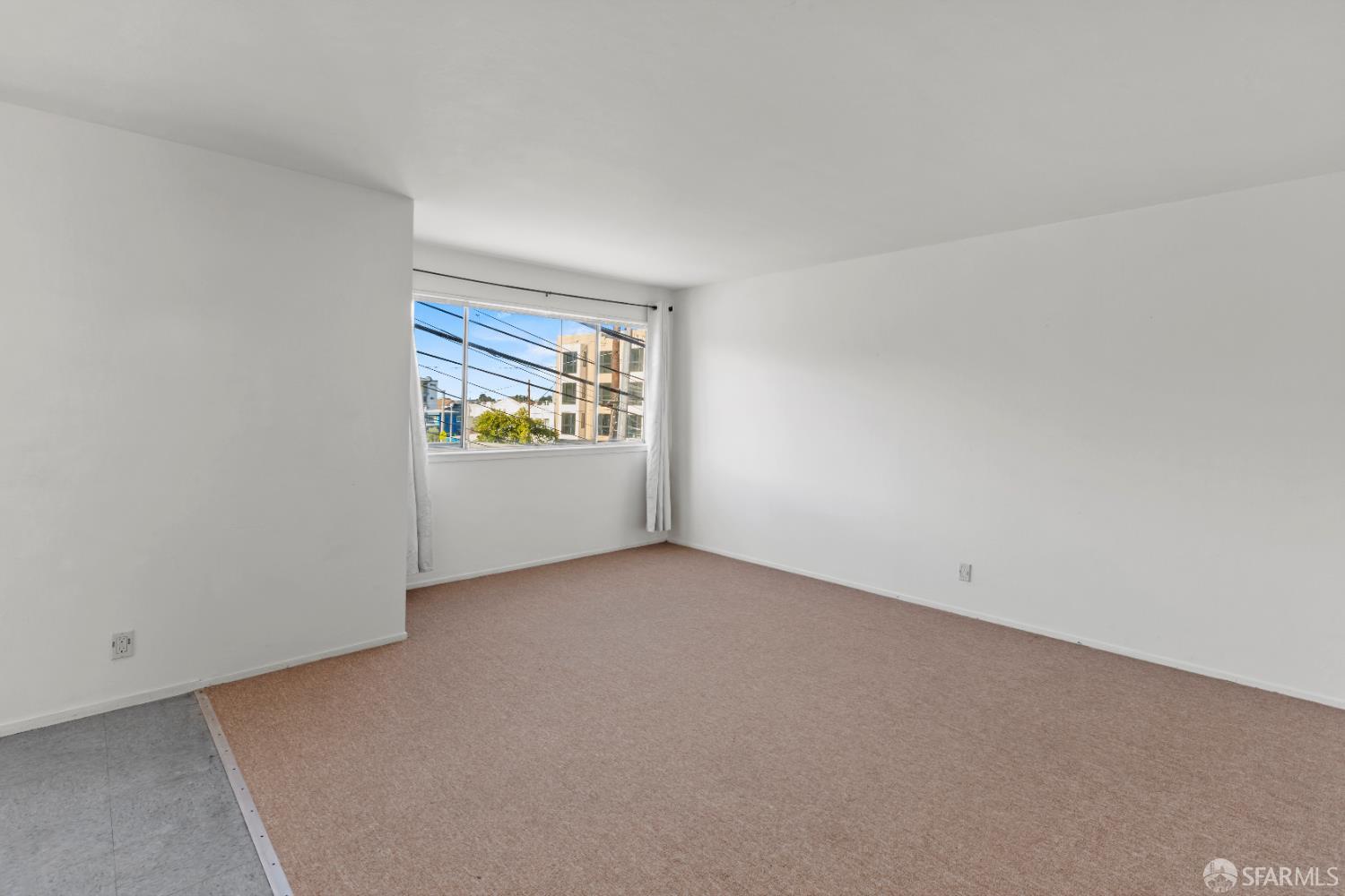 San Francisco, California, 94112, United States, 8 Bedrooms Bedrooms, ,Residential,For Sale,1999108