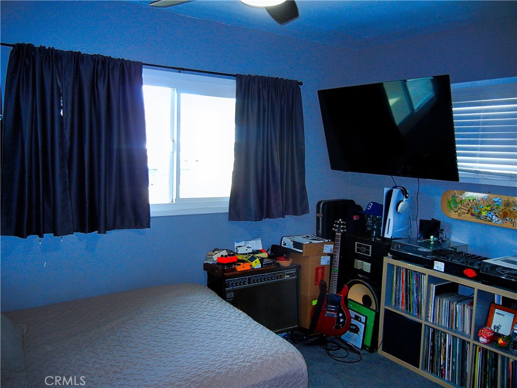 Ontario, California, 91762, United States, 4 Bedrooms Bedrooms, ,1 BathroomBathrooms,Residential,For Sale,1936943