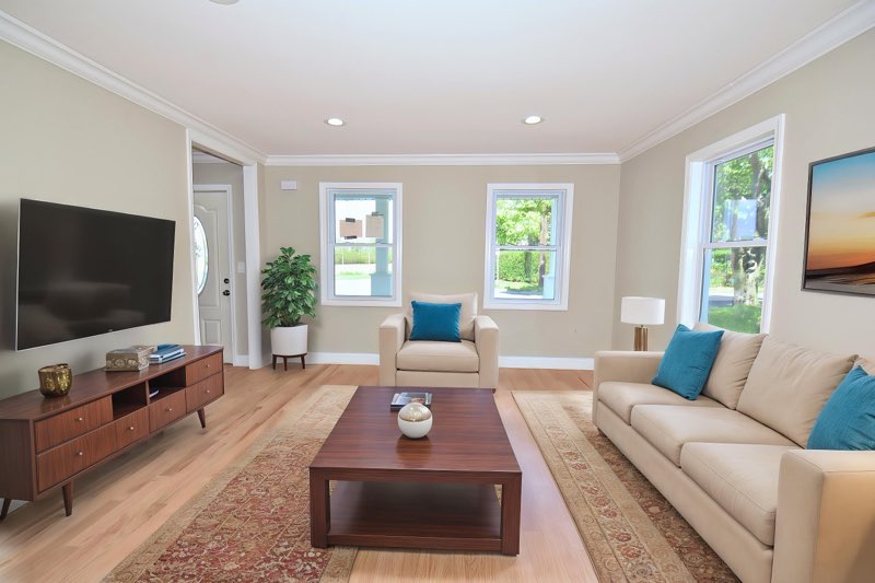 East Marion, New York, 11939, United States, 3 Bedrooms Bedrooms, ,3 BathroomsBathrooms,Residential,For Sale,1805250