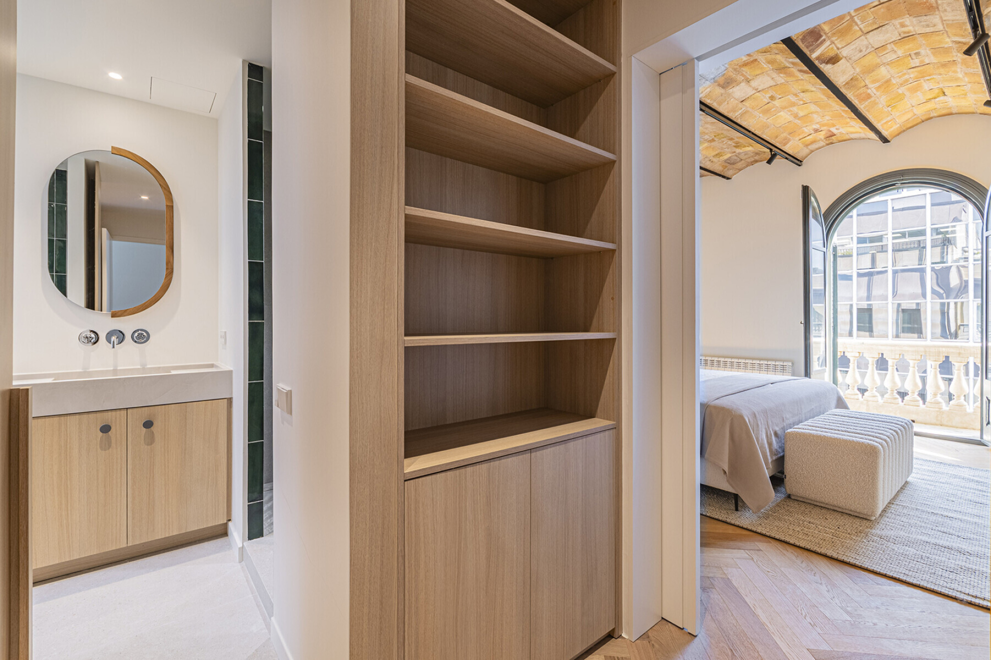  Elegant refurbished apartment of 221 m² in the Quadrat d