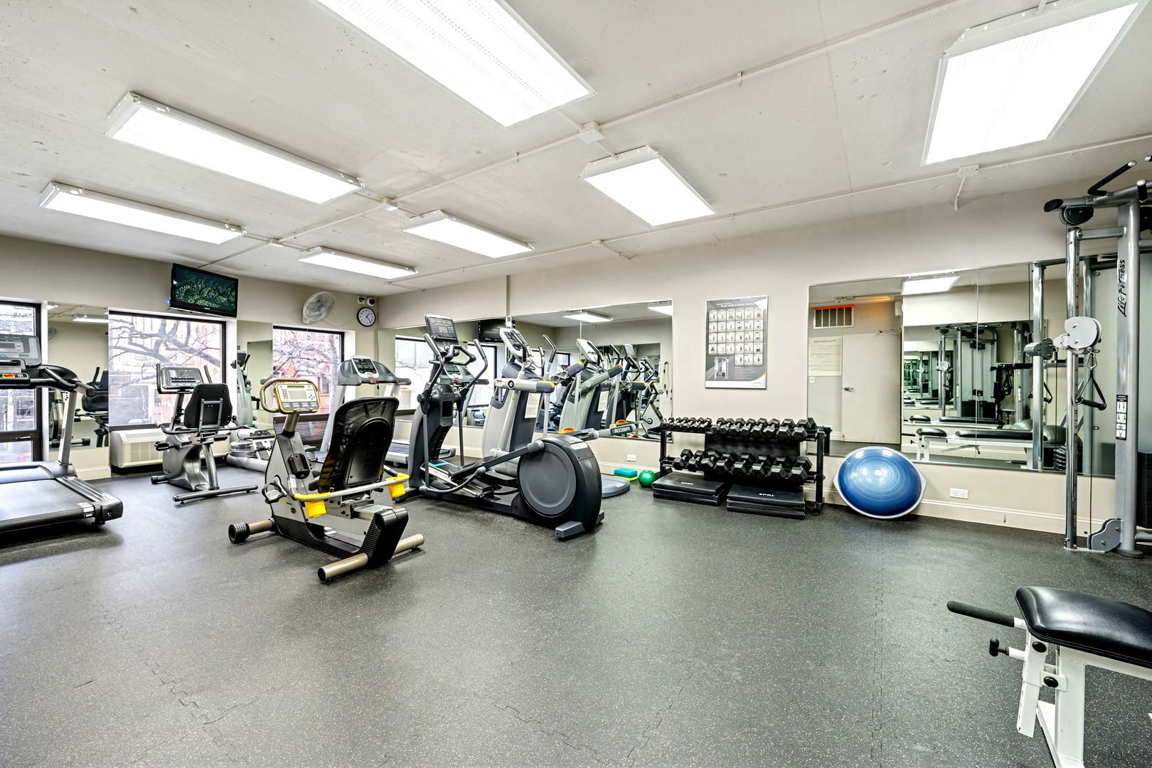 Chicago, Illinois, 60611, United States, 2 Bedrooms Bedrooms, ,3 BathroomsBathrooms,Residential,For Sale,1730203