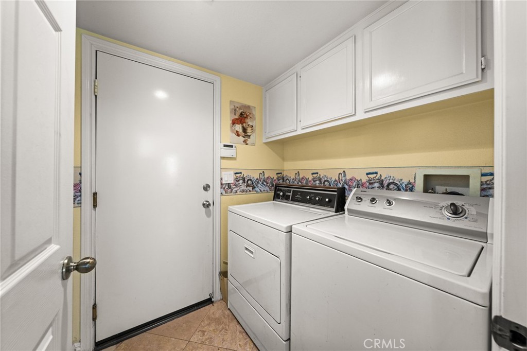 Fontana, California, 92336, United States, 4 Bedrooms Bedrooms, ,3 BathroomsBathrooms,Residential,For Sale,2022235