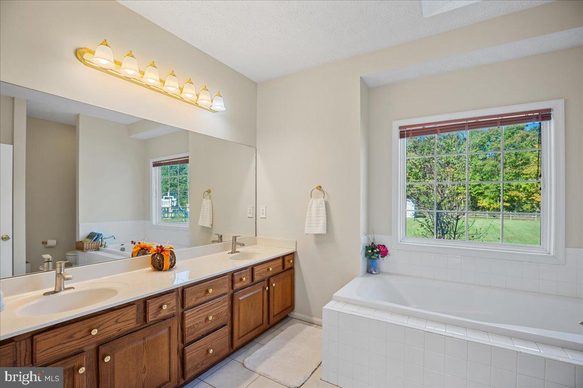 Charlotte Hall, Maryland, 20622, United States, 4 Bedrooms Bedrooms, ,3 BathroomsBathrooms,Residential,For Sale,1942578