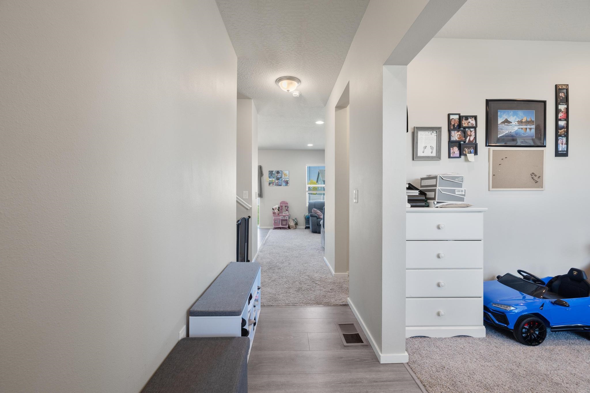 Spokane Valley, Washington, 99037, United States, 4 Bedrooms Bedrooms, ,3 BathroomsBathrooms,Residential,For Sale,1786142
