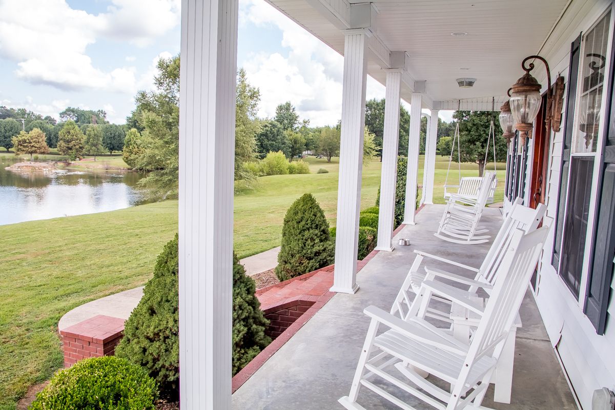 Union City, Tennessee, 38261, United States, 4 Bedrooms Bedrooms, ,4 BathroomsBathrooms,Residential,For Sale,1943312