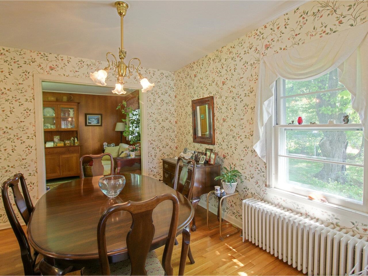 Burlington, Vermont, 05401, United States, 4 Bedrooms Bedrooms, ,2 BathroomsBathrooms,Residential,For Sale,1838710