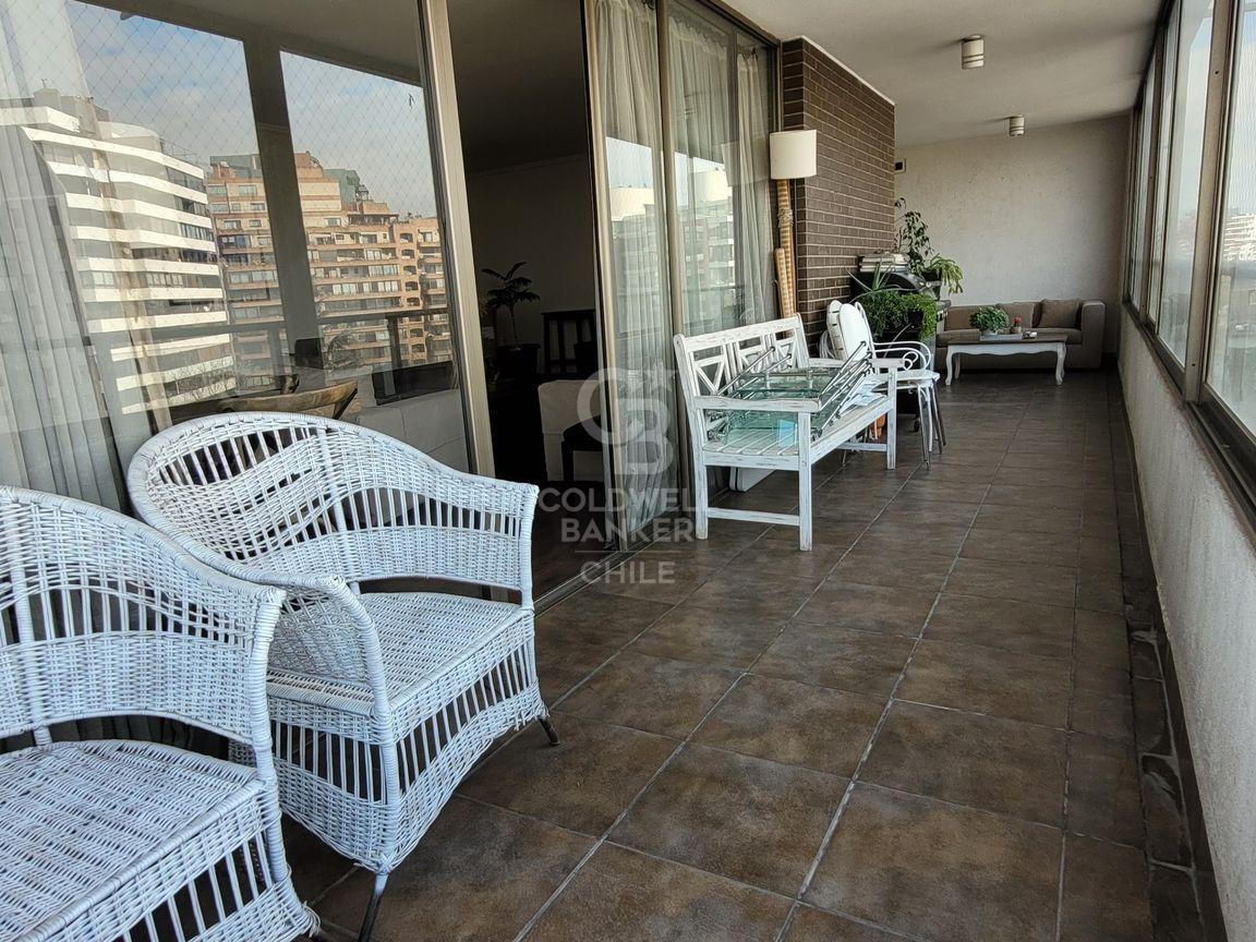 Vitacura, Chile, 4 Bedrooms Bedrooms, ,4 BathroomsBathrooms,Residential,For Sale,1941944