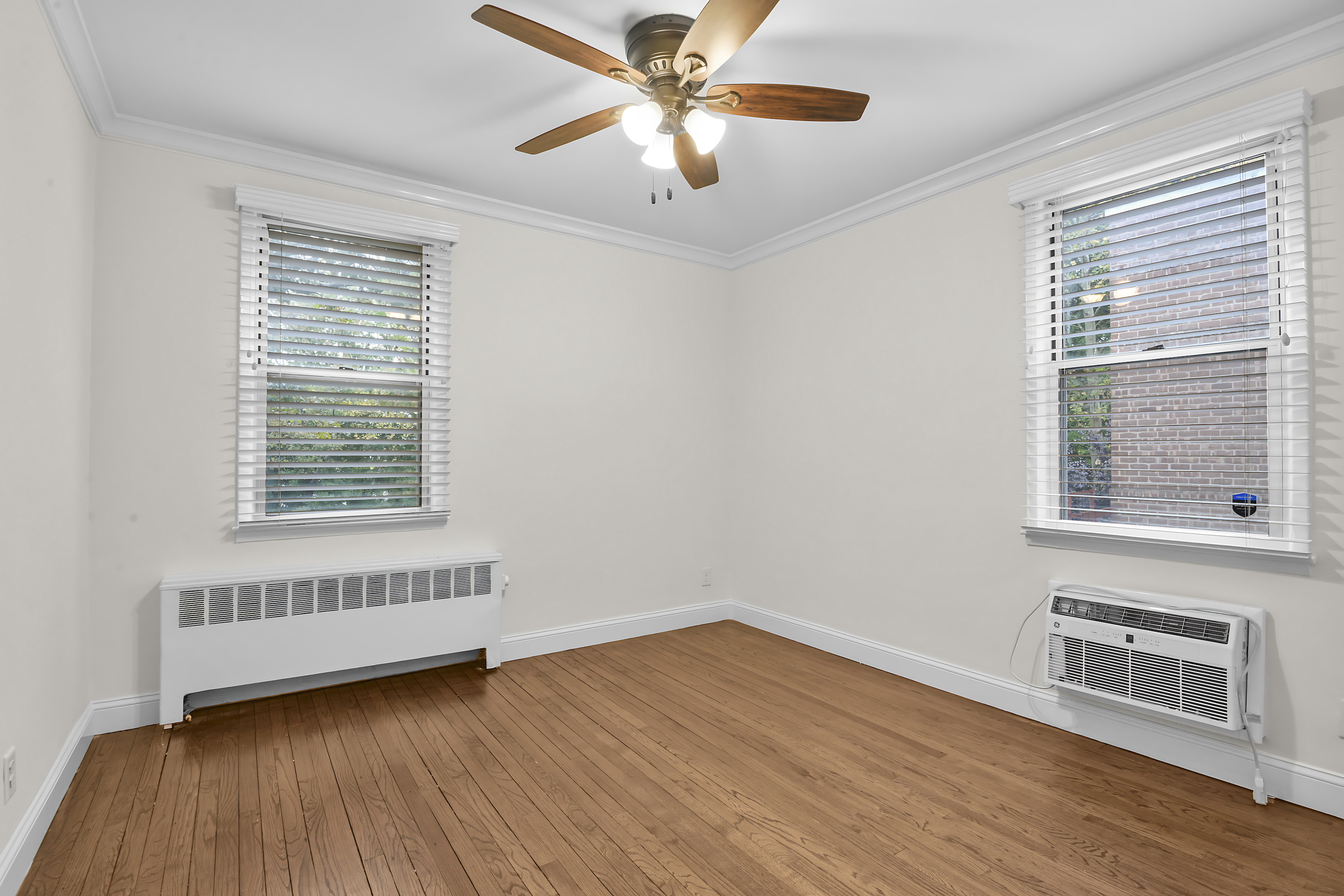  Beautiful Palmer Terrace Co-op - 物件實景