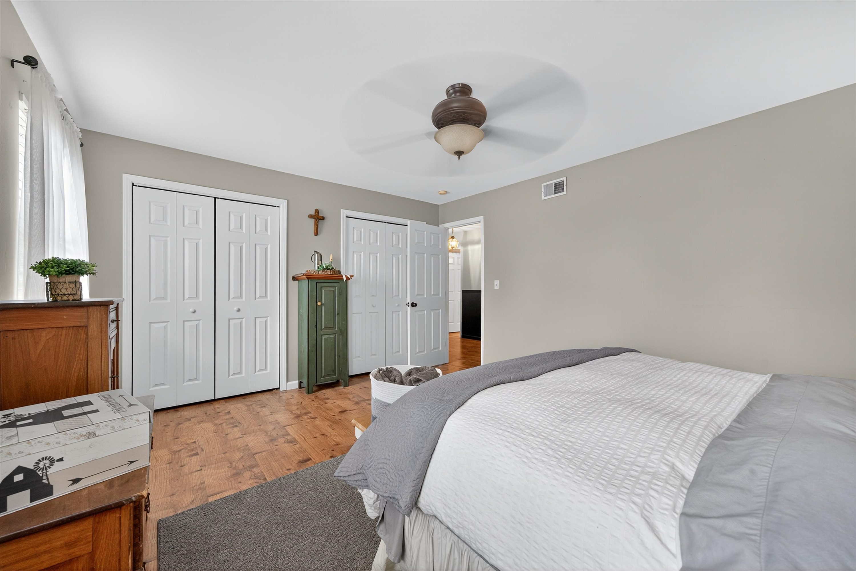 Montgomery, New York, 12549, United States, 4 Bedrooms Bedrooms, ,3 BathroomsBathrooms,Residential,For Sale,1923232