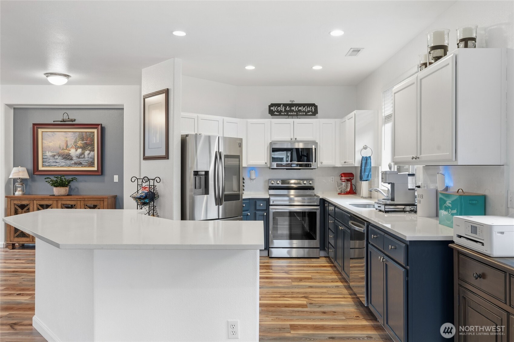 Lacey, Washington, 98516, United States, 2 Bedrooms Bedrooms, ,1 BathroomBathrooms,Residential,For Sale,1987795