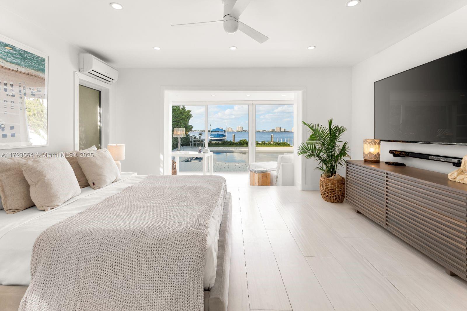 Miami Beach, Florida, 33141, United States, 4 Bedrooms Bedrooms, ,4 BathroomsBathrooms,Residential,For Sale,1688608