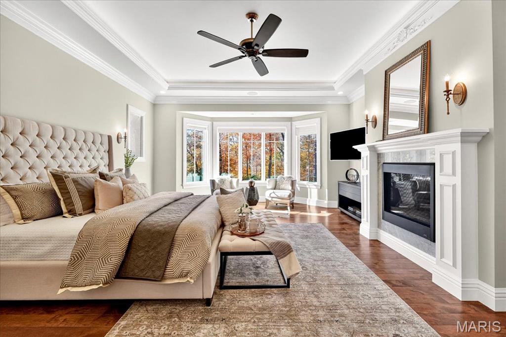 Town and Country, Missouri, 63141, United States, 6 Bedrooms Bedrooms, ,7 BathroomsBathrooms,Residential,For Sale,1992956