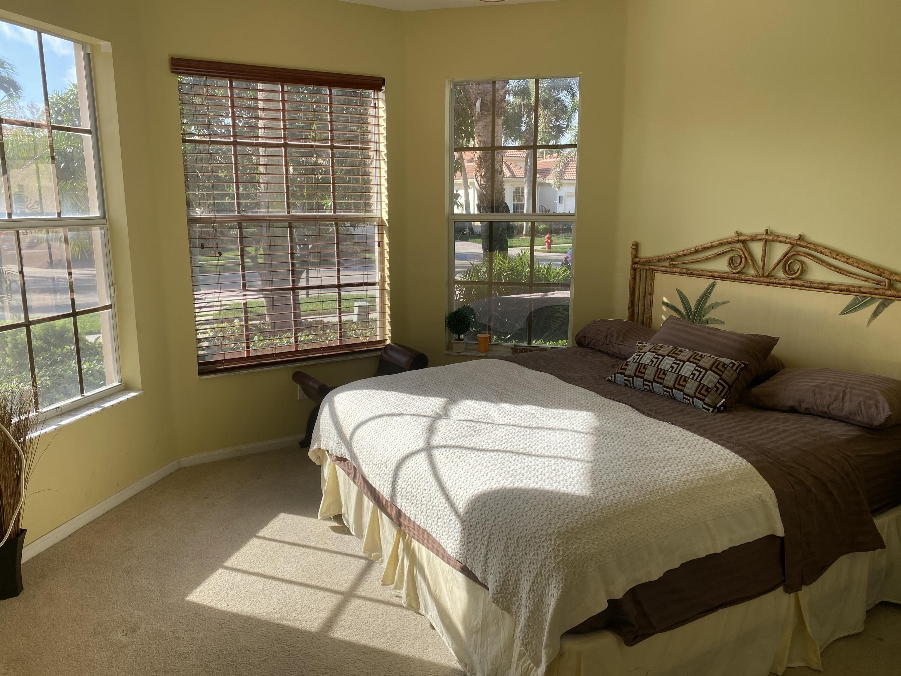 Delray Beach, Florida, 33446, United States, 4 Bedrooms Bedrooms, ,3 BathroomsBathrooms,Residential,For Sale,2010296