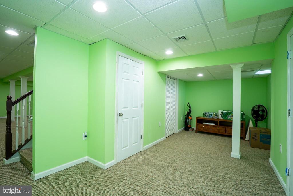 Princeton Junction, New Jersey, 08550, United States, 4 Bedrooms Bedrooms, ,3 BathroomsBathrooms,Residential,For Sale,1943905