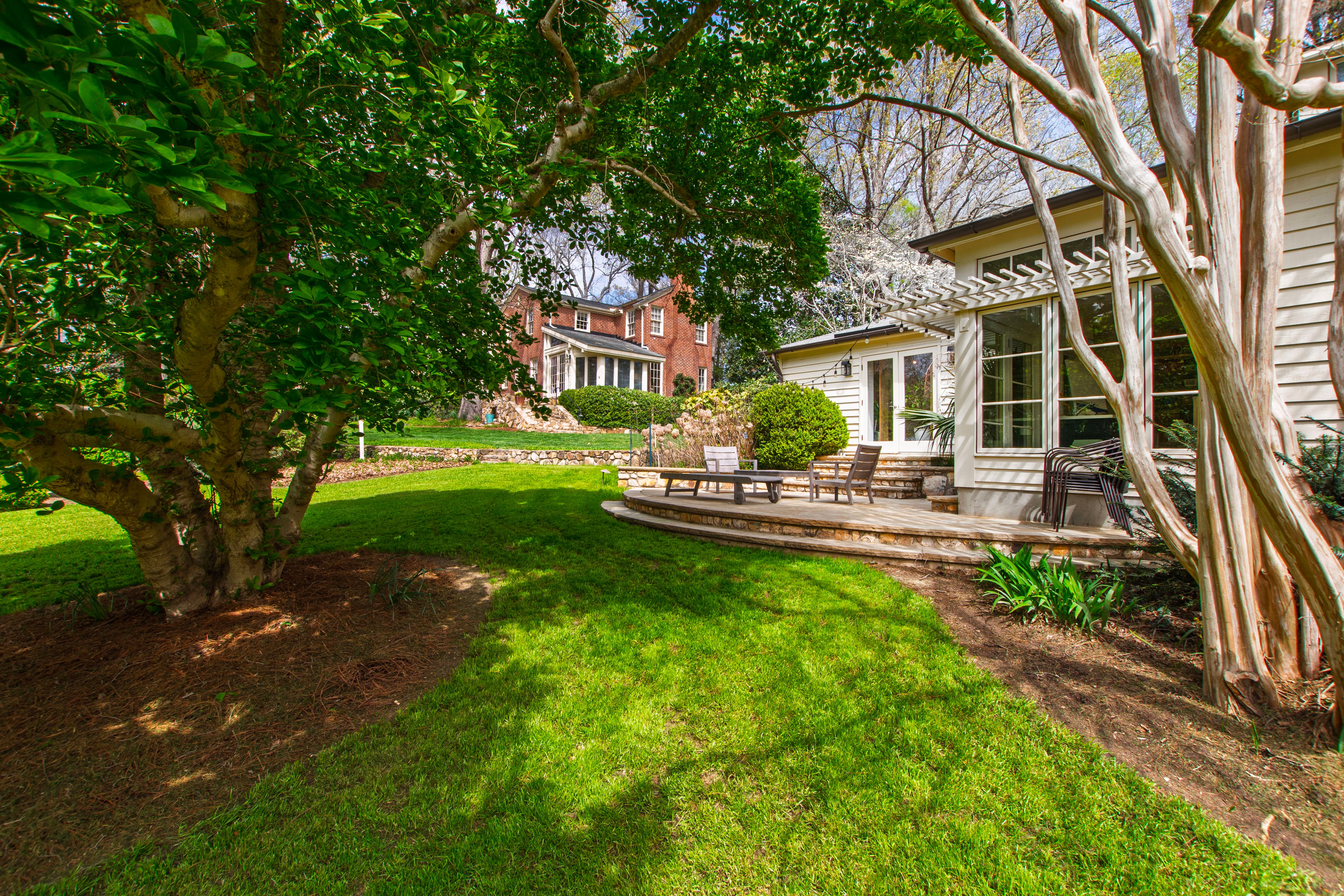  223 Hillcrest Circle, Chapel Hill, NC 27514 - 物件實景