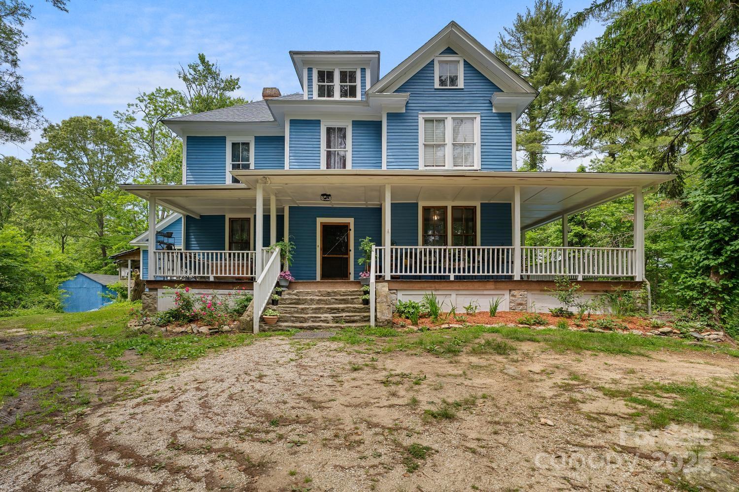 Hendersonville, North Carolina, 28739, United States, 6 Bedrooms Bedrooms, ,5 BathroomsBathrooms,Residential,For Sale,1825253