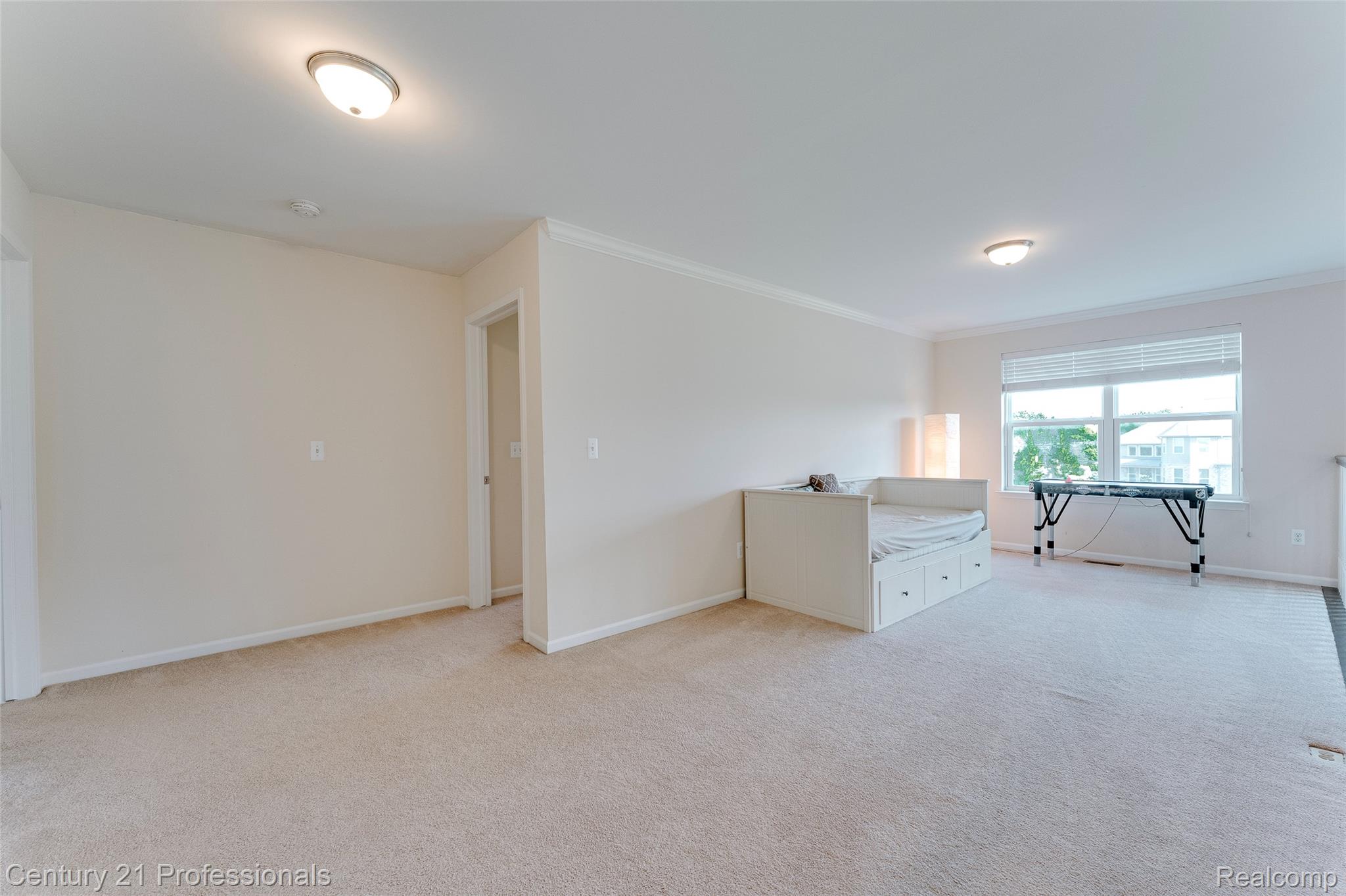 Canton, Michigan, 48187, United States, 5 Bedrooms Bedrooms, ,6 BathroomsBathrooms,Residential,For Sale,1908049
