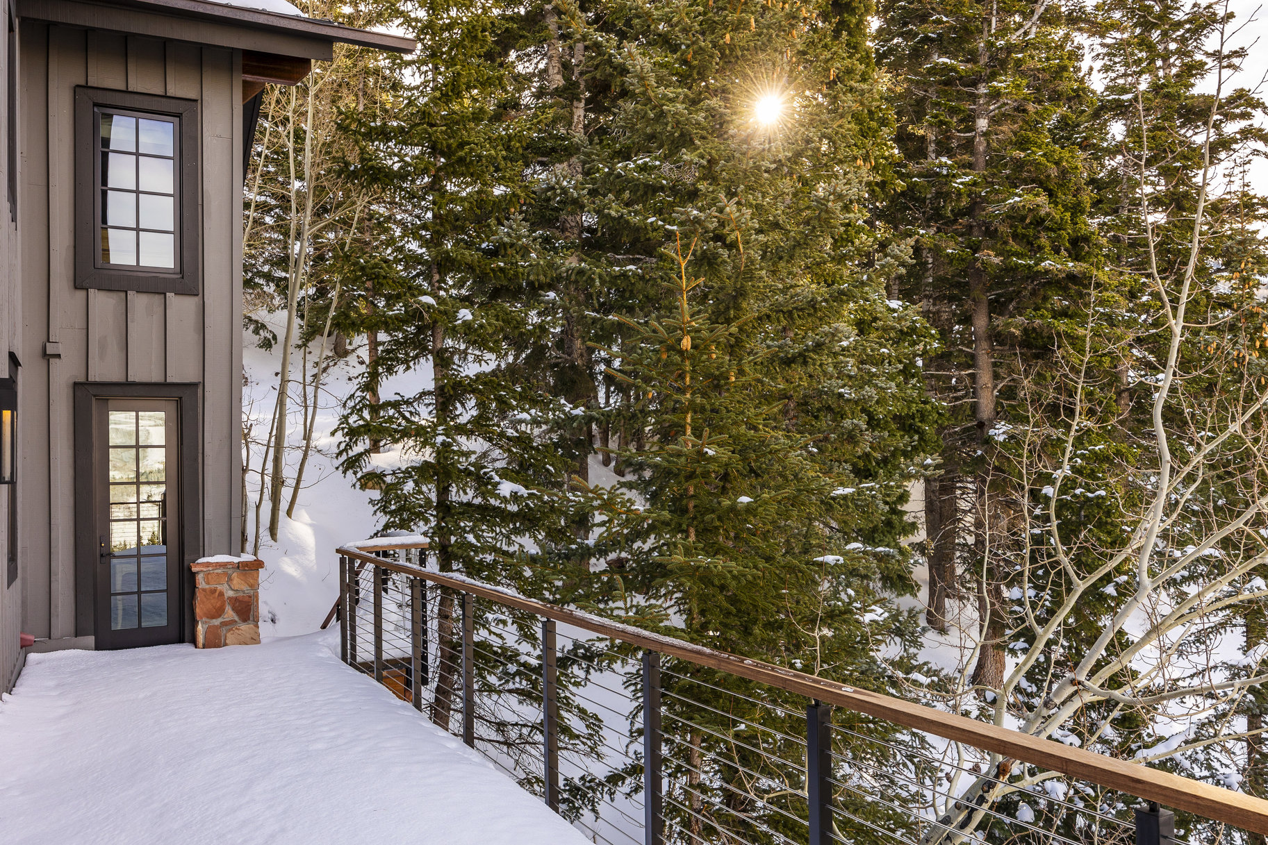  Rare End Unit in Stag Lodge with Unmatched Views & Ski Access - 物件實景