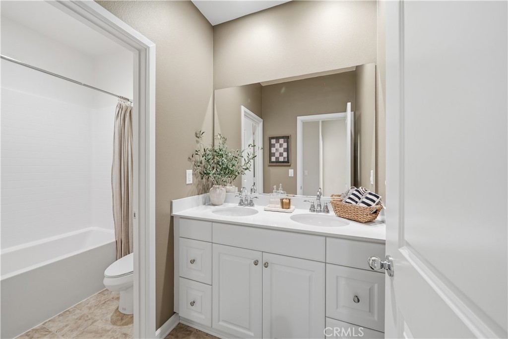 Wildomar, California, 92595, United States, 4 Bedrooms Bedrooms, ,2 BathroomsBathrooms,Residential,For Sale,1980851