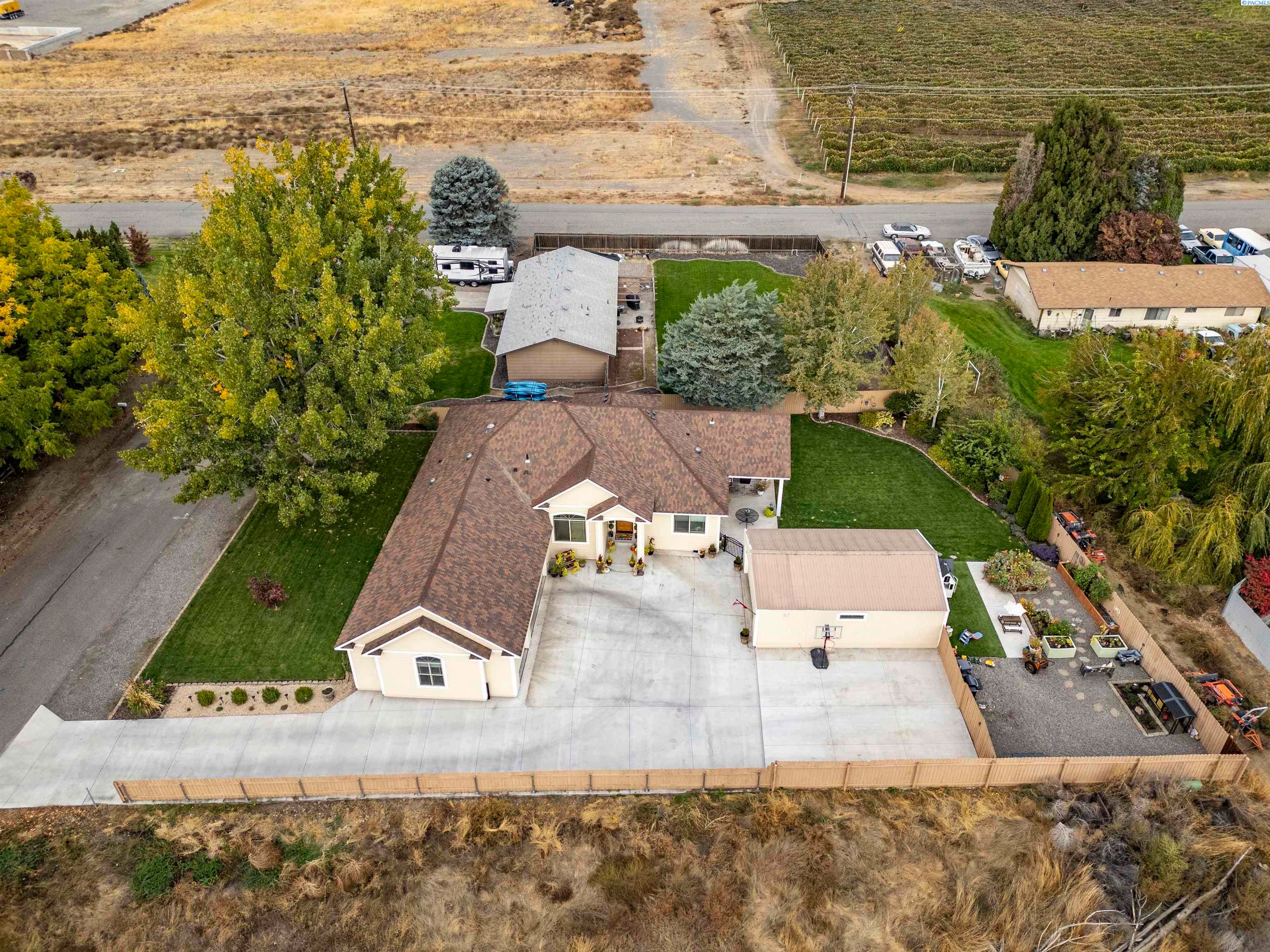 Pasco, Washington, 99301, United States, 3 Bedrooms Bedrooms, ,3 BathroomsBathrooms,Residential,For Sale,1981620