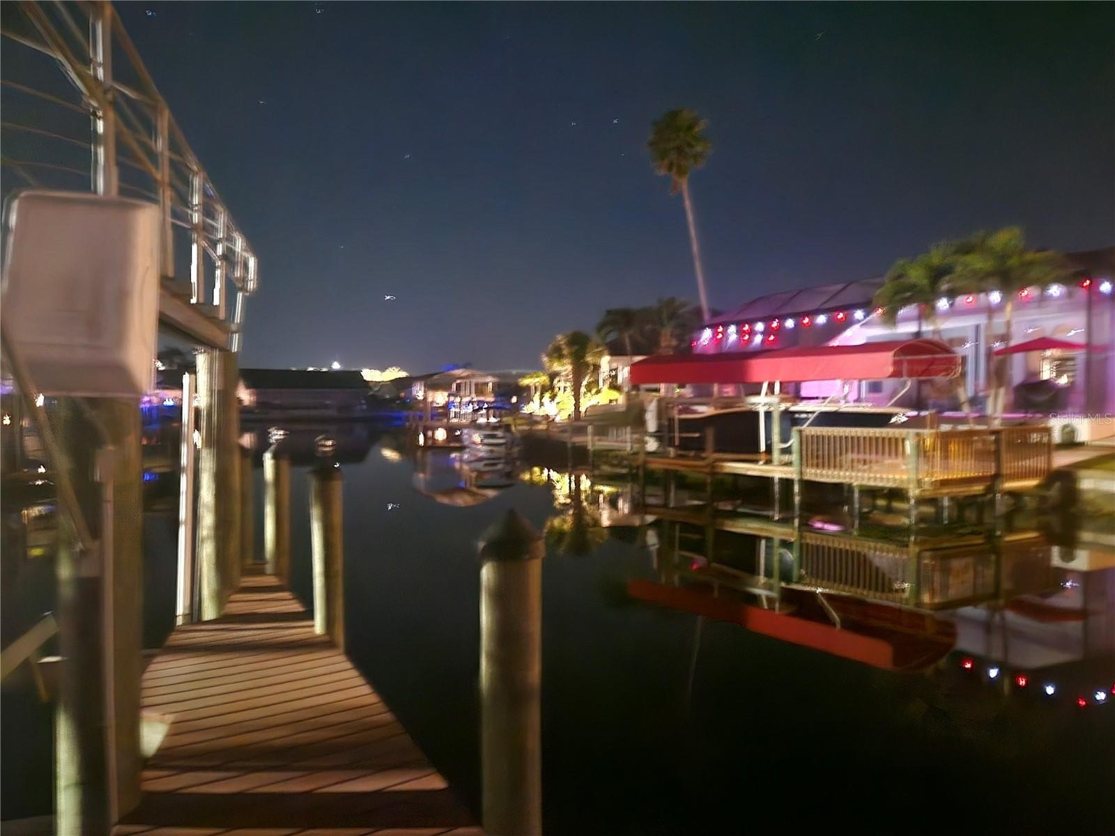 CAPE CORAL, Florida, 33914, United States, 4 Bedrooms Bedrooms, ,4 BathroomsBathrooms,Residential,For Sale,1981133