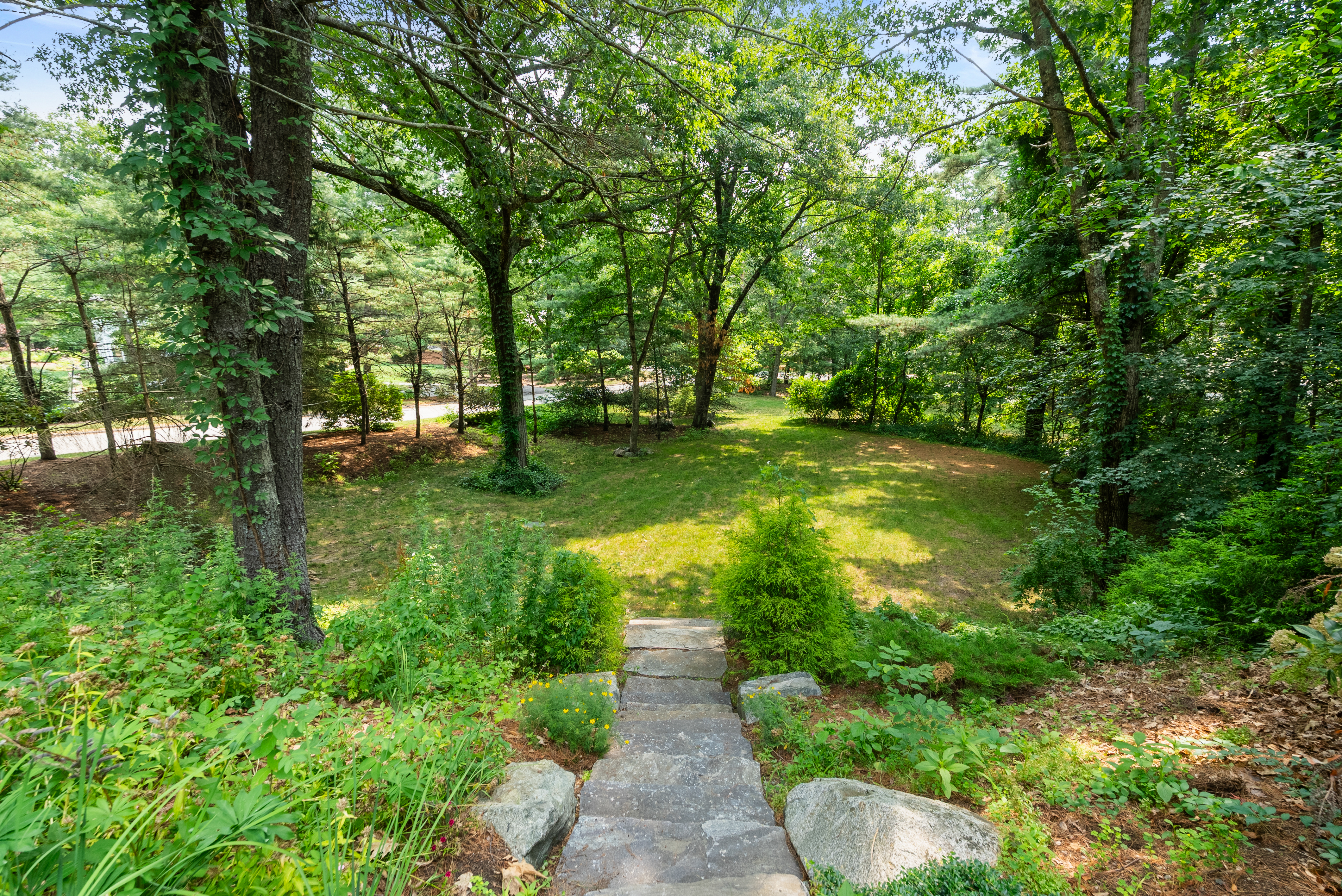  11 Fox Run Road, Dover, MA, 02030 - 物件實景