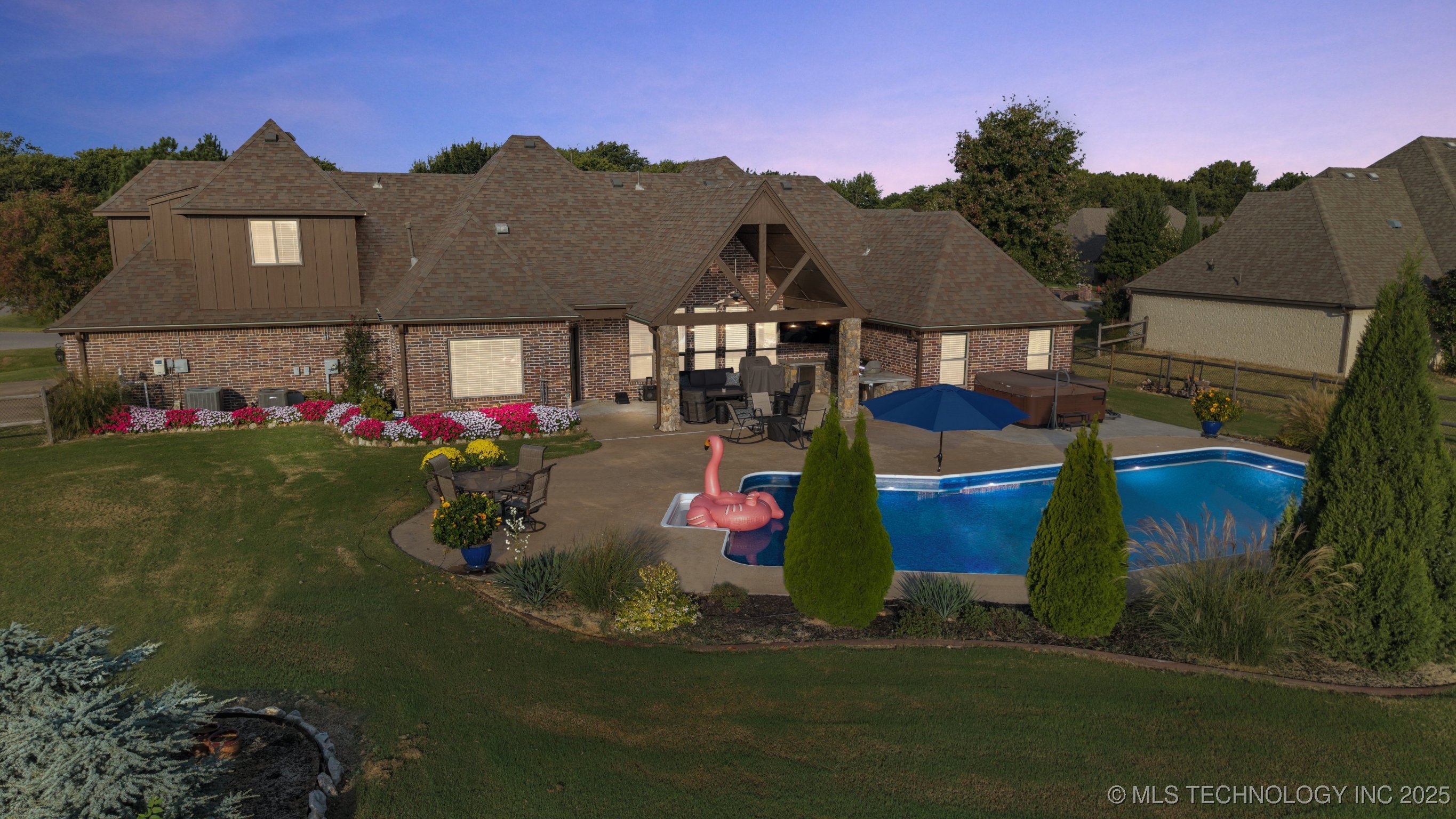 Owasso, Oklahoma, 74055, United States, 4 Bedrooms Bedrooms, ,4 BathroomsBathrooms,Residential,For Sale,1962662