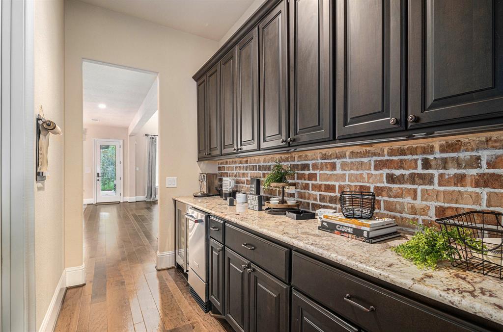 Tomball, Texas, 77375, United States, 6 Bedrooms Bedrooms, ,8 BathroomsBathrooms,Residential,For Sale,1804564