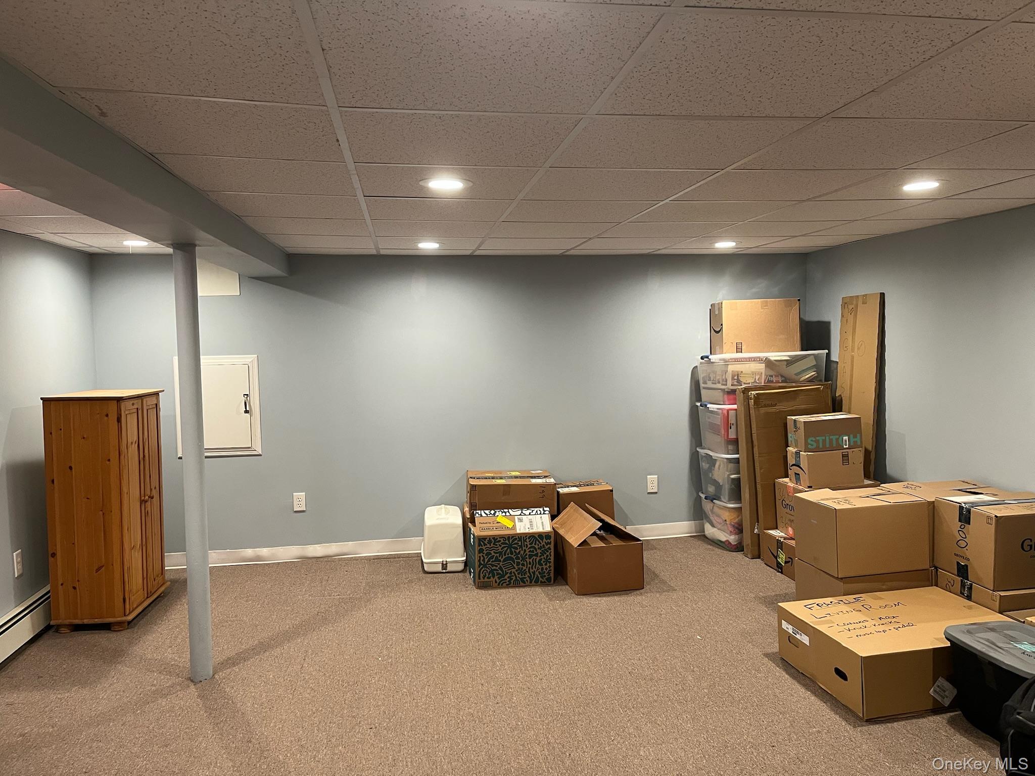 Seaford, New York, 11783, United States, 3 Bedrooms Bedrooms, ,2 BathroomsBathrooms,Residential,For Sale,2014002