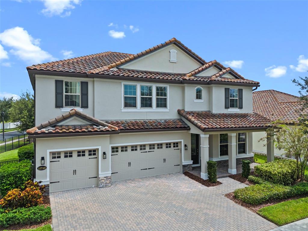 Orlando, Florida, 32836, United States, 5 Bedrooms Bedrooms, ,4 BathroomsBathrooms,Residential,For Sale,1940784