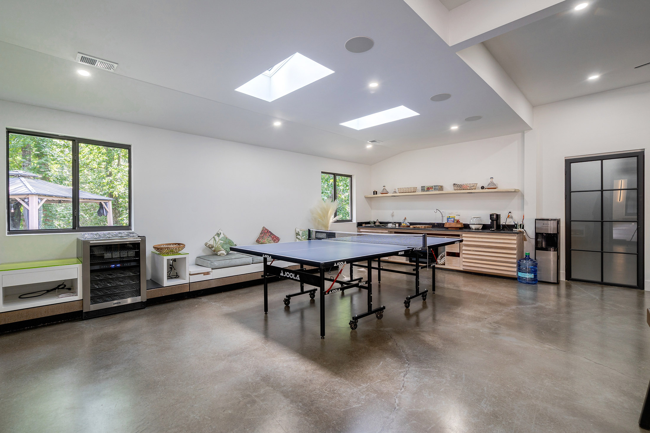  Fully Renovated Estate Blends Luxury, Flexibility & Resort-Style Living - 物件實景
